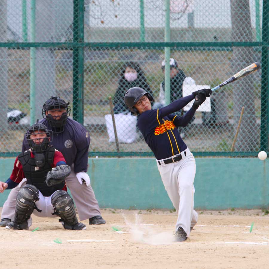 SKINBLESHANKS(ｽｷﾝﾌﾞﾙｼｬﾝｸｽ)草野球写真