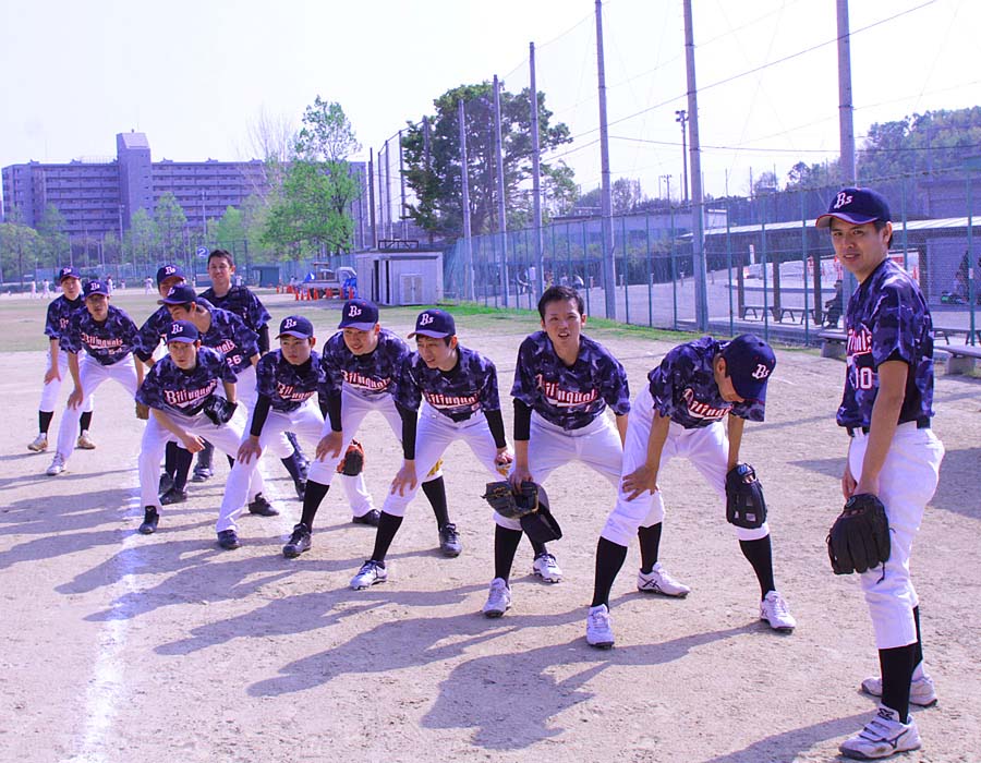 大阪Bilinguals(ｵｵｻｶﾊﾞｲﾘｲﾝｶﾞﾙｽ)草野球写真