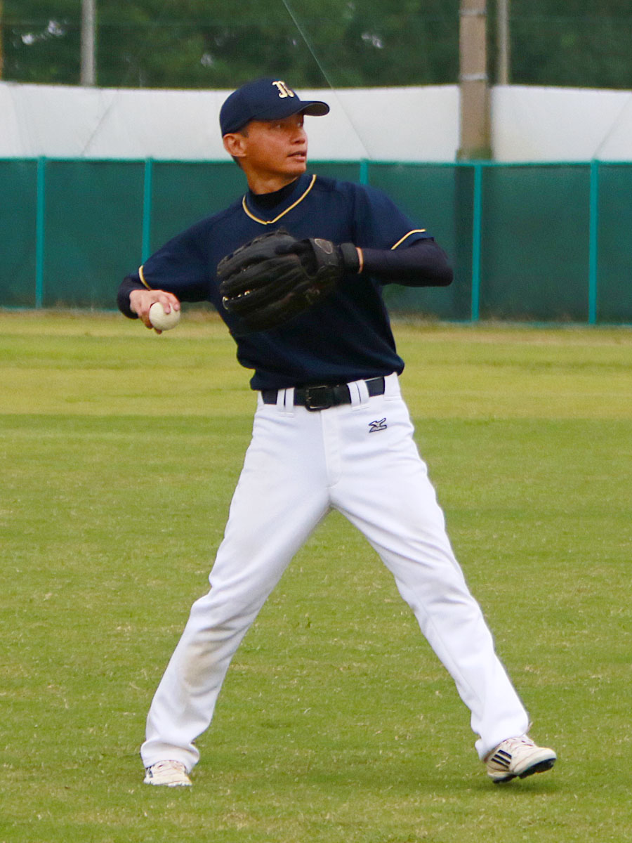 Nishimatsu Buffaloes(西松原バッハローズ)・草野球写真