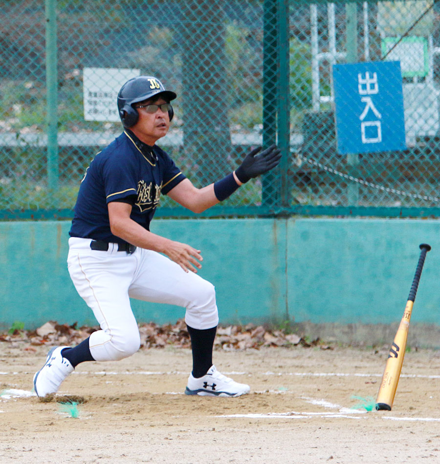 Nishimatsu Buffaloes(西松原バッハローズ)・草野球写真