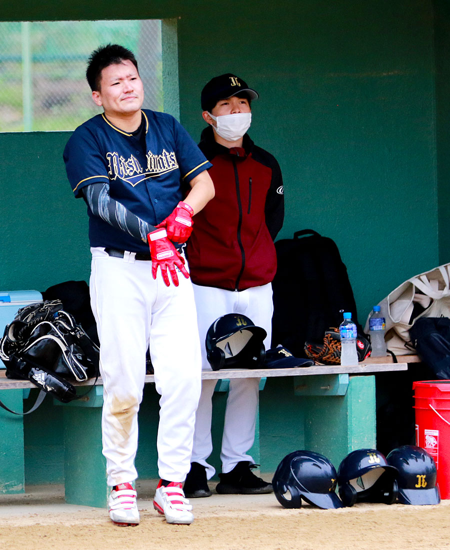 Nishimatsu Buffaloes(西松原バッハローズ)・草野球写真