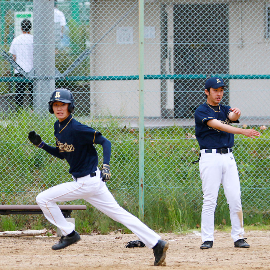 Nishimatsu Buffaloes(西松原バッハローズ)・草野球写真