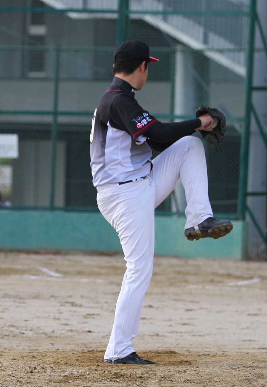 AGUS (アグス)・草野球写真