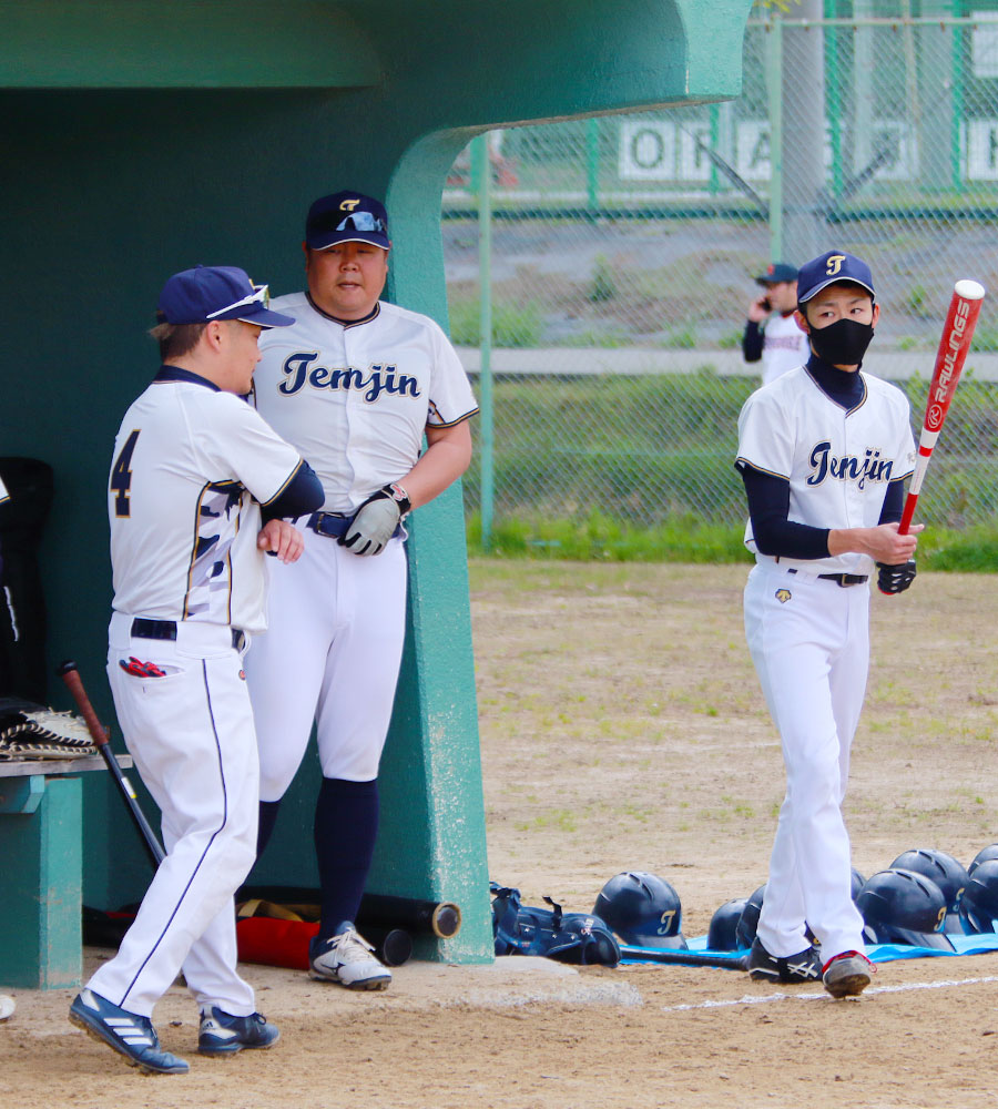 TEAM天神・草野球写真