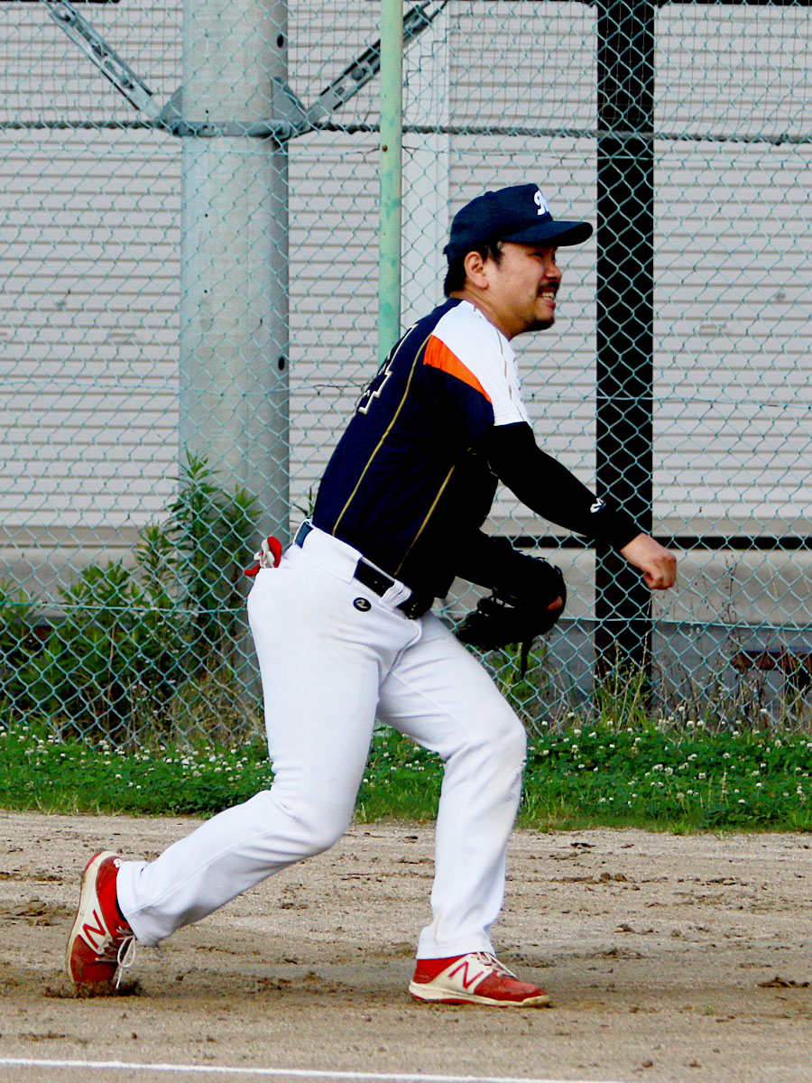 大阪モノレール・草野球写真