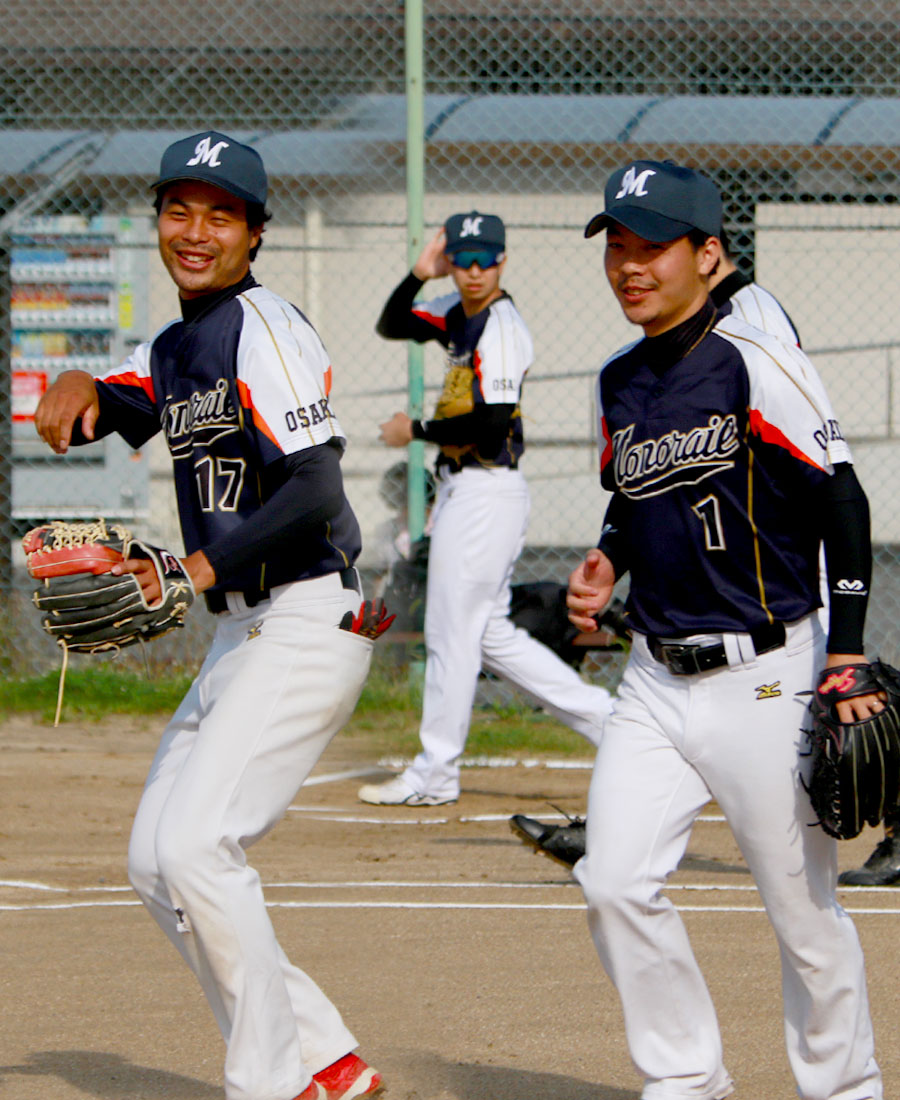 大阪モノレール・草野球写真